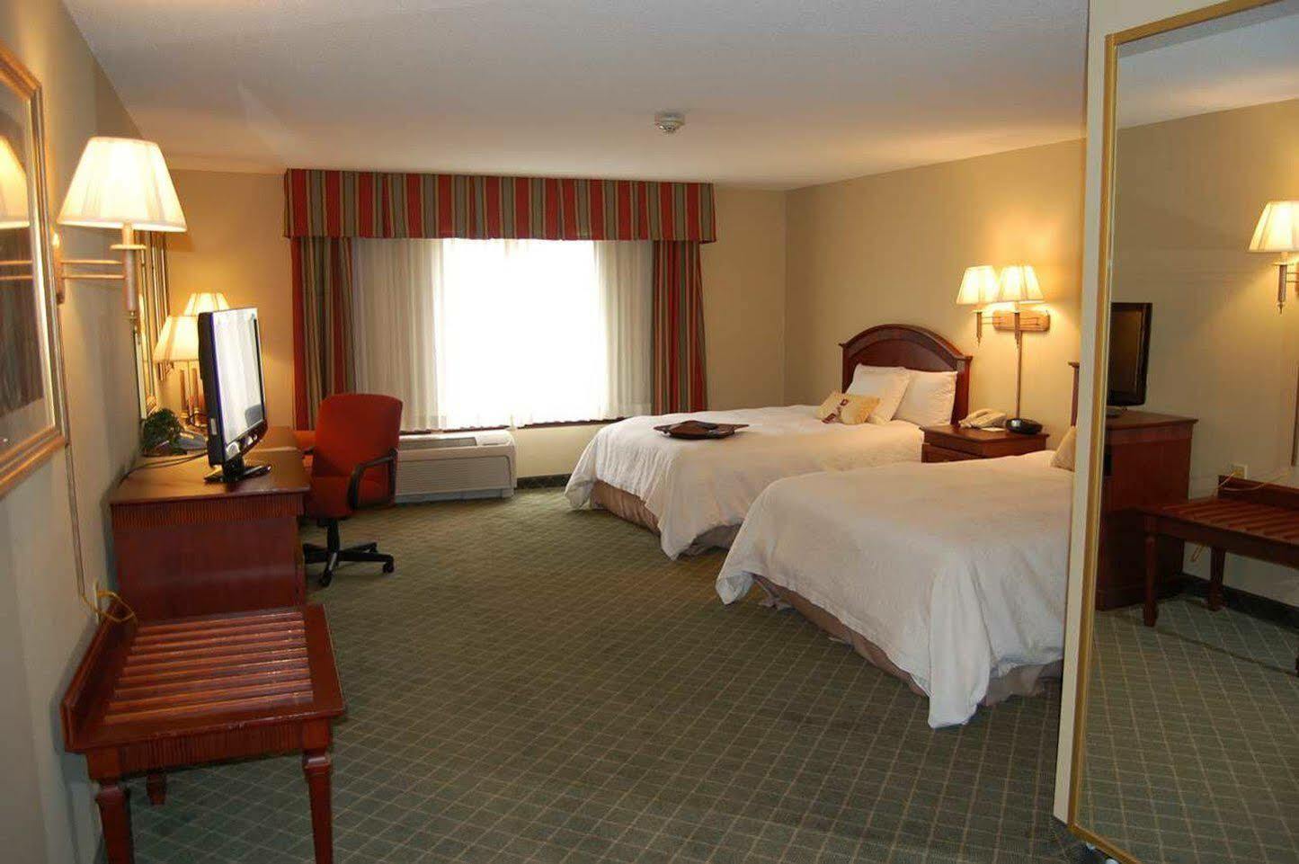 Hampton Inn Stow Exterior foto